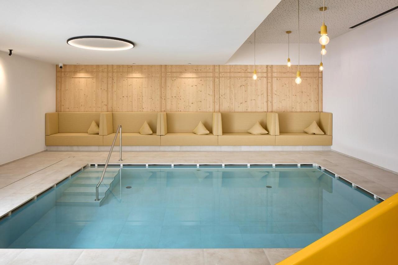 Movi Family Apart-Hotel ****S Kurfar Exterior foto