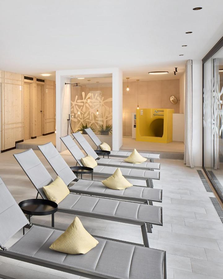 Movi Family Apart-Hotel ****S Kurfar Exterior foto